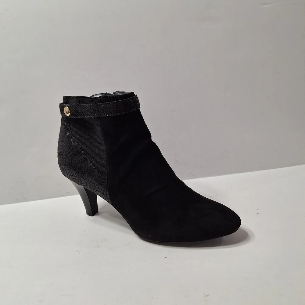Karen Scott Black Classic Academia Faux Suede Kitten Heel Ankle Boots Size 8.5